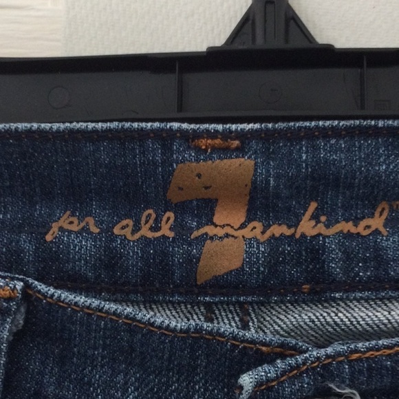 7 for All Mankind Denim Women's Jeans Boot Cut Size 26 decorative pockets.  #223 - Picture 2 of 9